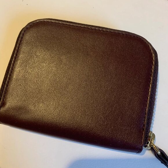 Versace Burgundy Medusa Zip Wallet - Picture 5 of 7